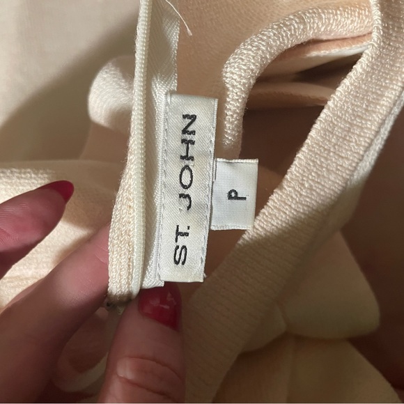 st.John shoulder pad knot top - Picture 1 of 3